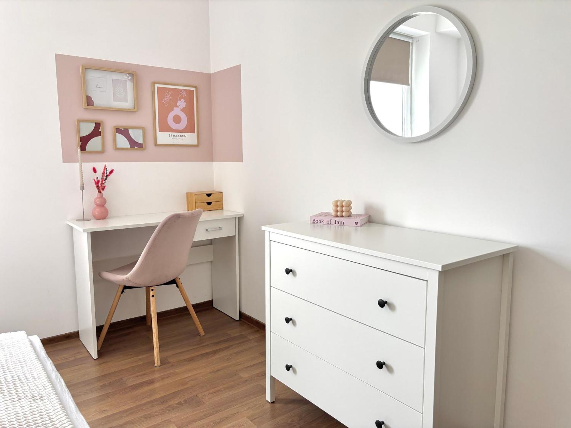 Wanderlust Home Cream, Rasnov Apt For 4, Wifi And Free Parking Exterior foto
